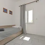 Vythos Apartment