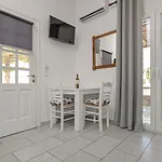 Vythos Apartment *