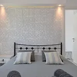 Vythos Apartment