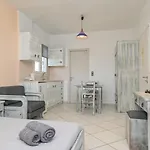 Vythos Apartment *