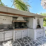 Vythos Apartment