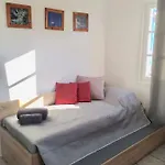 Vythos Apartment *