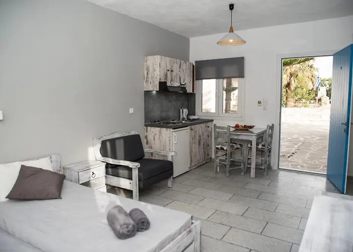 Vythos Апартаменты